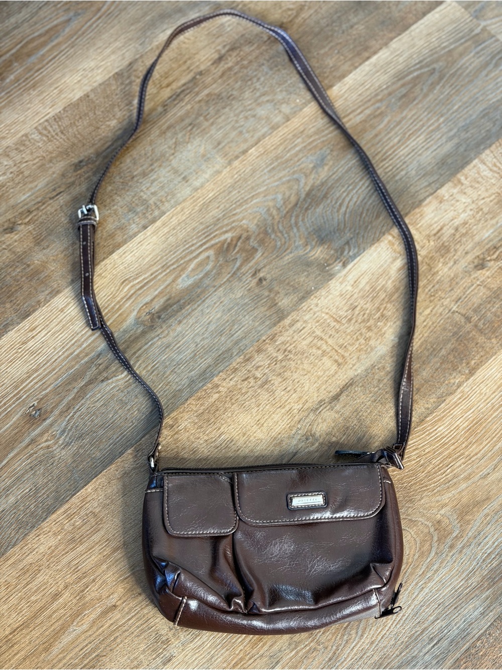 Brown Women's Crossbody Bag - Classic Everyday Style